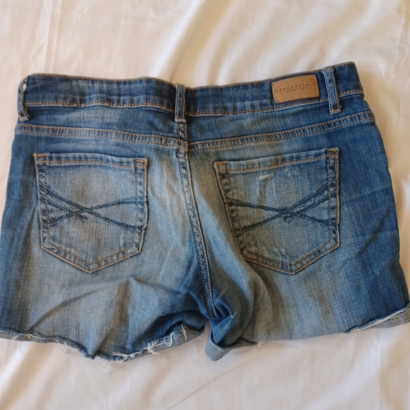 Aeropostale Denim Shorts - Picture 2 of 4
